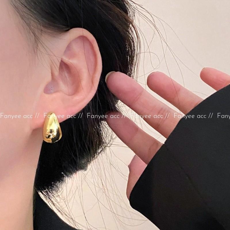 [Fanyee] Anting-anting Lingkaran Polos Temperamen Mode yang Halus Anting-anting kreatif dengan temperamen kelas atas Q132 3
