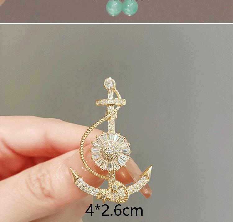 Product Introduction of Flower pearl studded diamond brooch anti glare buckle brooch chest flower small brooch 20