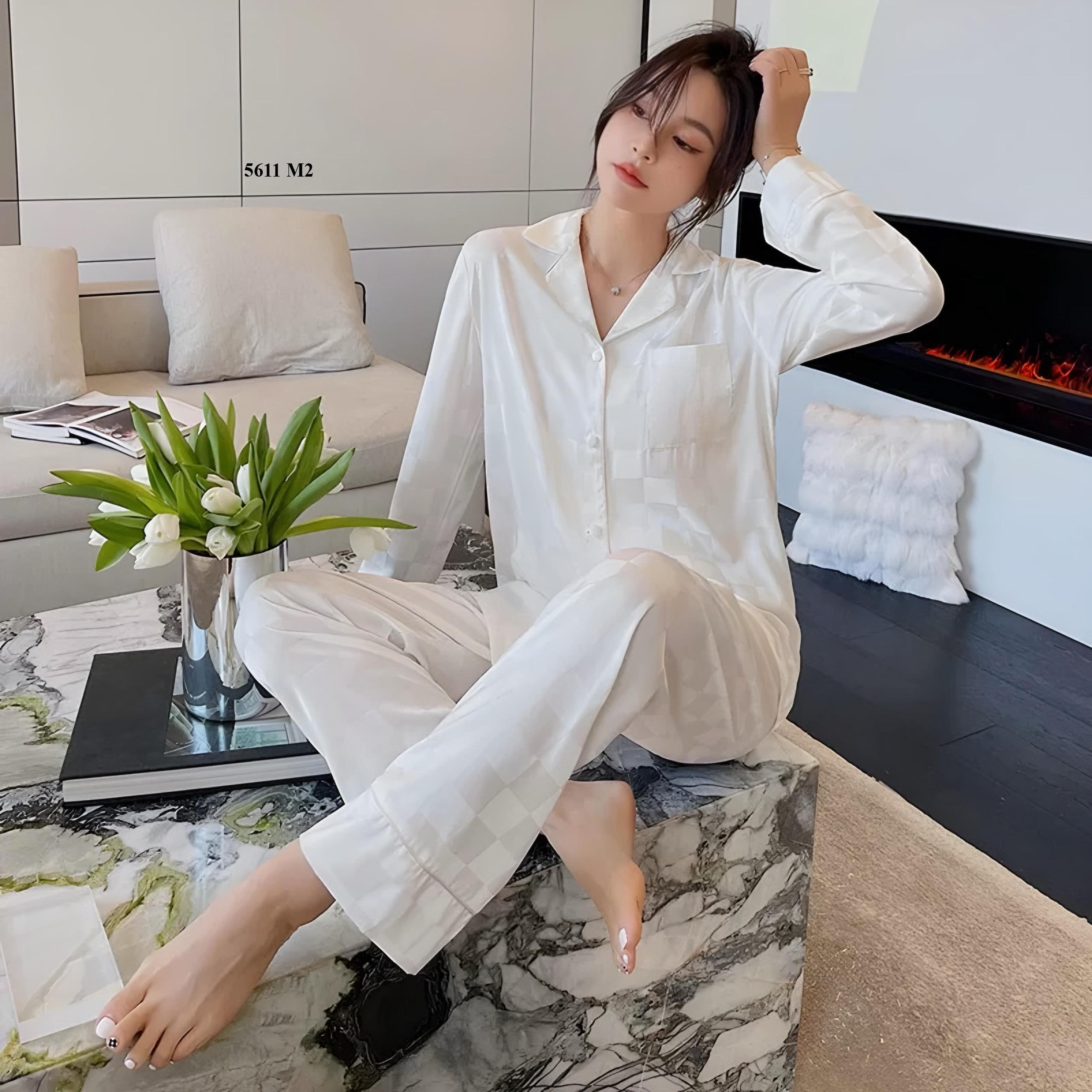 Trắng