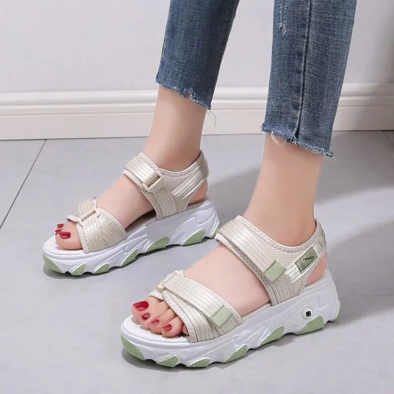Classic Style Women's Sandals New Flat Strap Trendy Beach Shoes Velcro Platform Sports Sandals