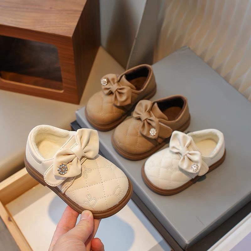  Giày bốt cho bé gái Giày bé gái có lót lông mềm gắn nơ da mềm thêu hình thỏ đáng yêu mới nhất xinh xắn D2338 