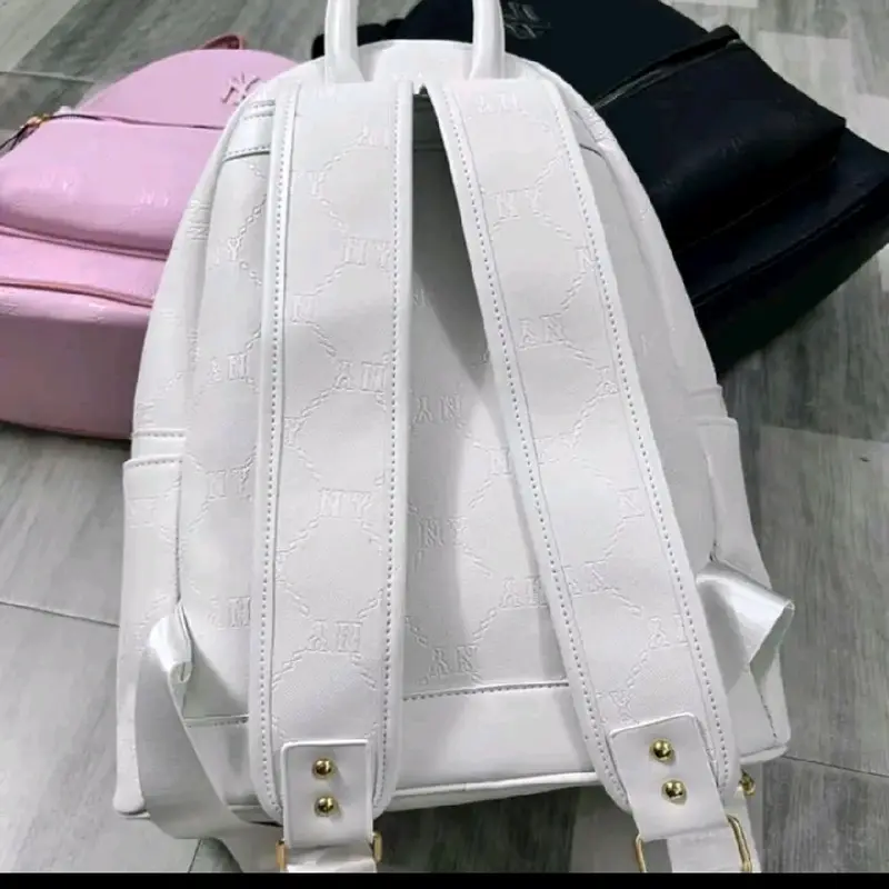 balo da  có hình in dập chìm giá size 40 unisex 1