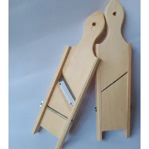 SERUTAN KRIPIK PISANG / UBI / SINGKONG / KENTANG / PARUTAN KAYU SINGKONG KERIPIK SERUTAN KRIPIK PISANG / UBI / SINGKONG / KENTANG / PARUTAN KAYU SINGKONG KERIPIK