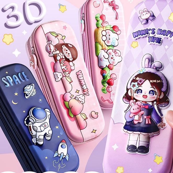 Hộp đựng bút 2 ngăn nhiều màu xinh là vật phẩm tiện dụng cho việc sắp xếp văn phòng phẩm dụng cụ học tập của các bạn nhỏ