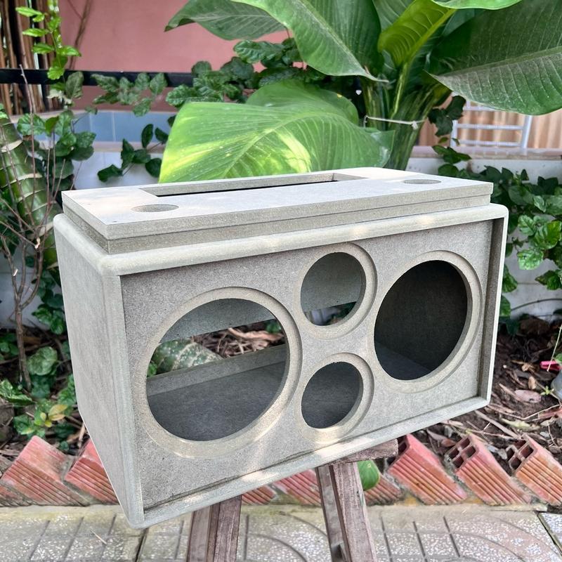 ￼Box loa thô 450x250x250mm cho mạch K10 bass 16 treble 8 thùng loa kéo MDF thô LT Speaker