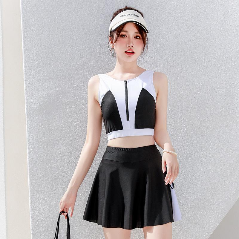 Product Introduction of Đồ Bơi, Phong Cách Bảo Thủ, Dành Cho Nữ, Thể Thao, Thiết Kế Xẻ Tà Gợi Cảm, Lấy Cảm Hứng Từ Suối Nước Nóng Nguyên Chất, Thích Hợp Cho Học Sinh, Đồ Bơi 0