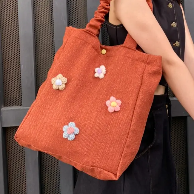 Túi Tote Canvas Sticker Đeo Ngang 2