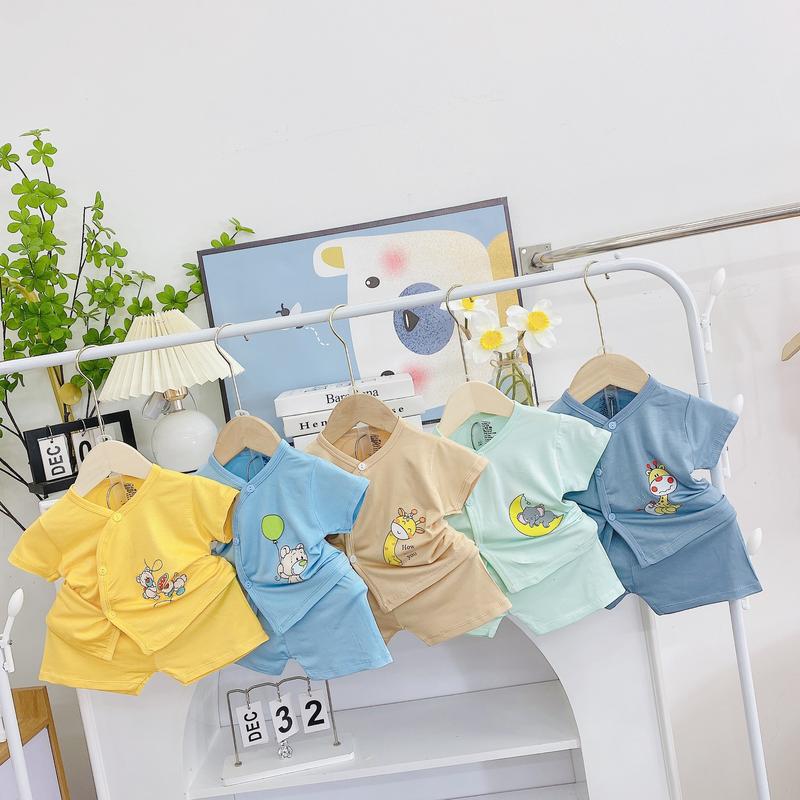 cl 13-combo 5 bộ áo tay ngắn + quần ngắn chất thun lạnh co giãn 4 chiều mềm mịn mát cho bé sơ sinh hàng sản xuất tại việt nam bé trai bé gái Sandal giặt máy được hàng không có thương hiệu Dép Sandal