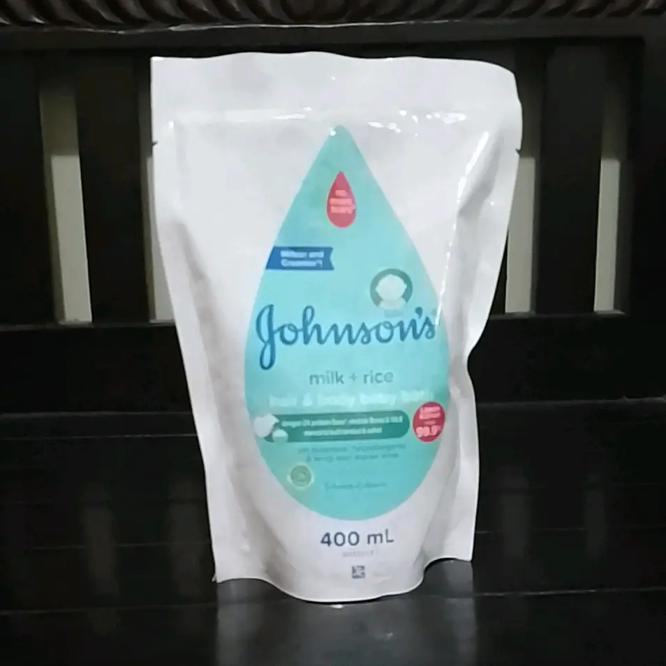 JOHNSON'S MILK + RICE Hair & Body Baby Bath 400ml