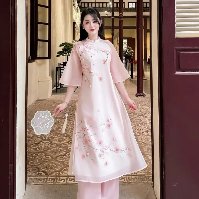 Set áo dài cách Tân tơ kim cương màu hồng xinh xắn - ÁO DÀI DIỆP ANH 0