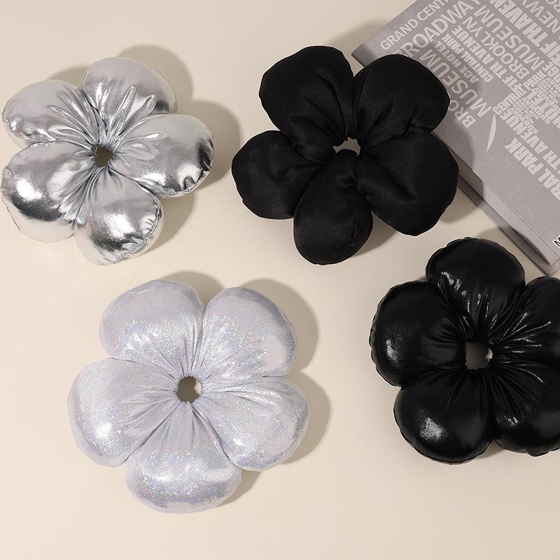 Dây Buộc Tóc Hoa Bánh Mì, Chất Liệu Satin Cao Cấp, Scrunchie Đầy Bông 3D, Thiết Kế Thanh Lịch Women Nữ 2