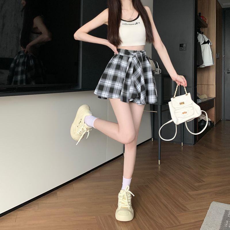 Product Introduction of Irregular Retro Plaid Skirt for Women, Summer Versatile Slimming Anti-Exposure American Style Hot Girl A-Line Pleated Short Skirt 23