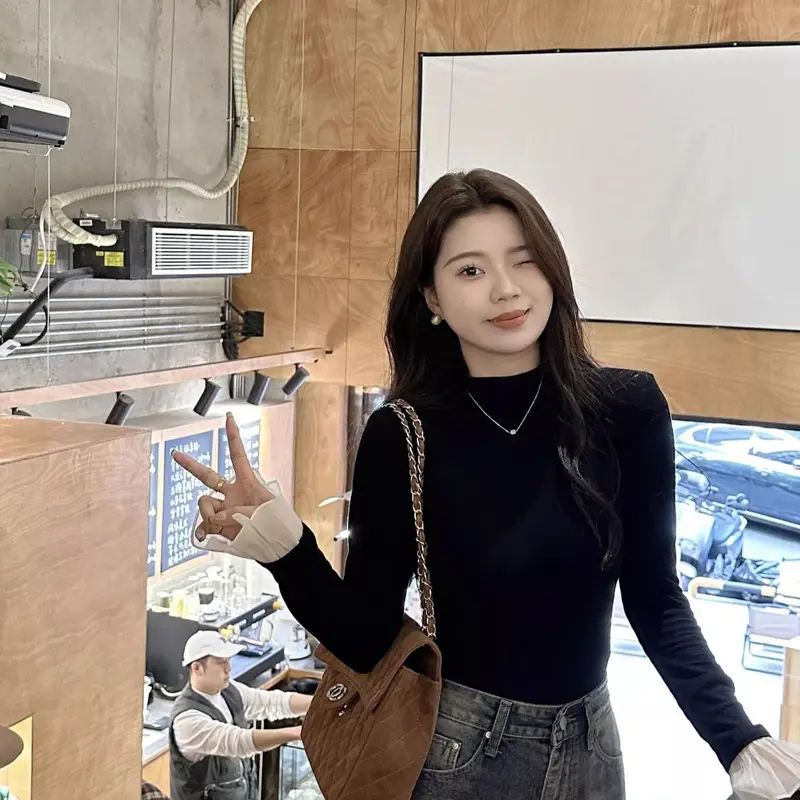 Super Sale! BF5-Z # 112A Áo Thun Đen, Hàng Mới Về, Có Tay Loe, Mềm Mại Và Co Giãn Top Nữ Women Sơ Mi Cổ Tròn Shirt 3