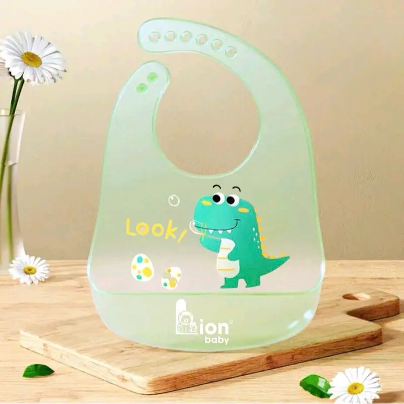 Yếm Máng Silicon siêu mỏng nhẹ, tiện lợi, gọn nhẹ, thoáng mát 3