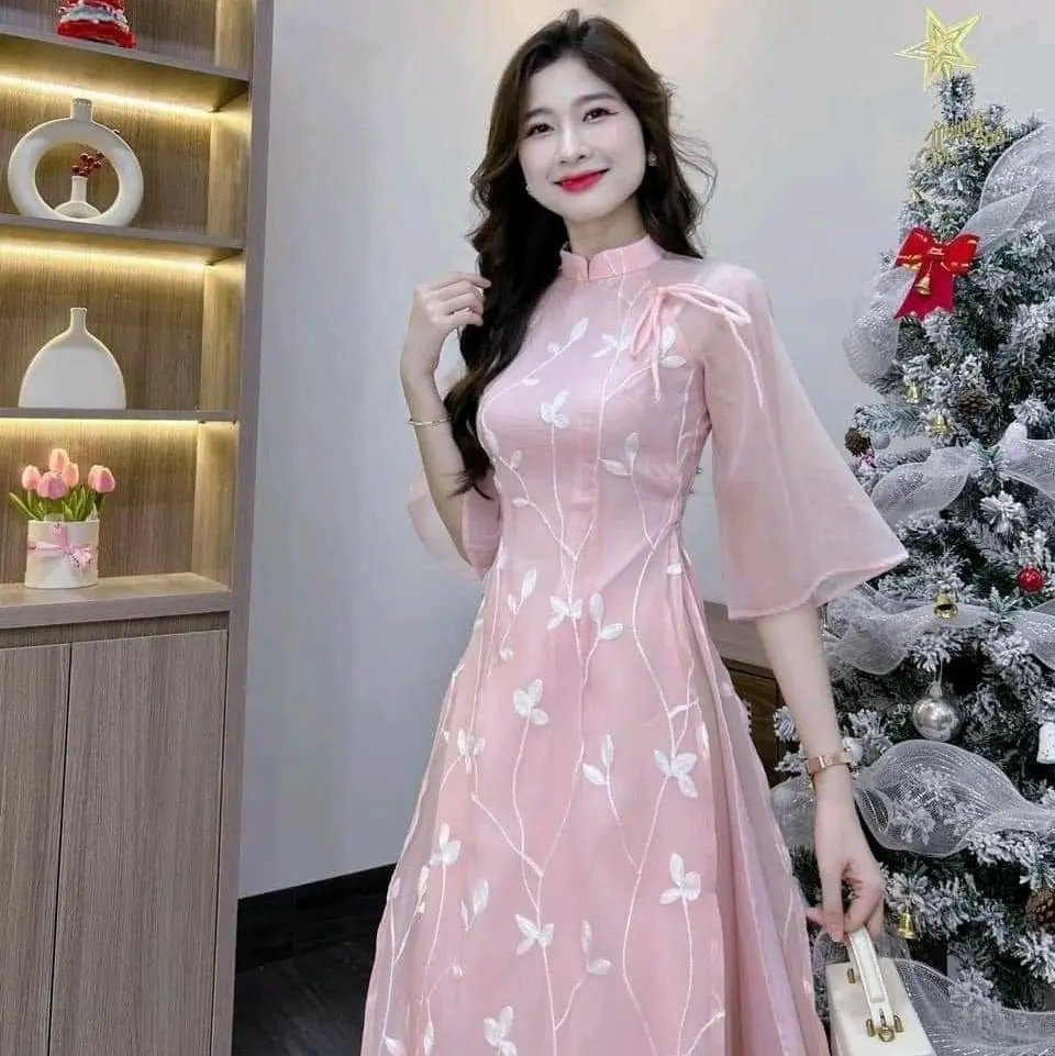 Set Áo dài cách tân tơ thêu hoa dây 4 tà,  hoa cổ trụ xinh xắn , trẻ trung- Áo dài Mieso