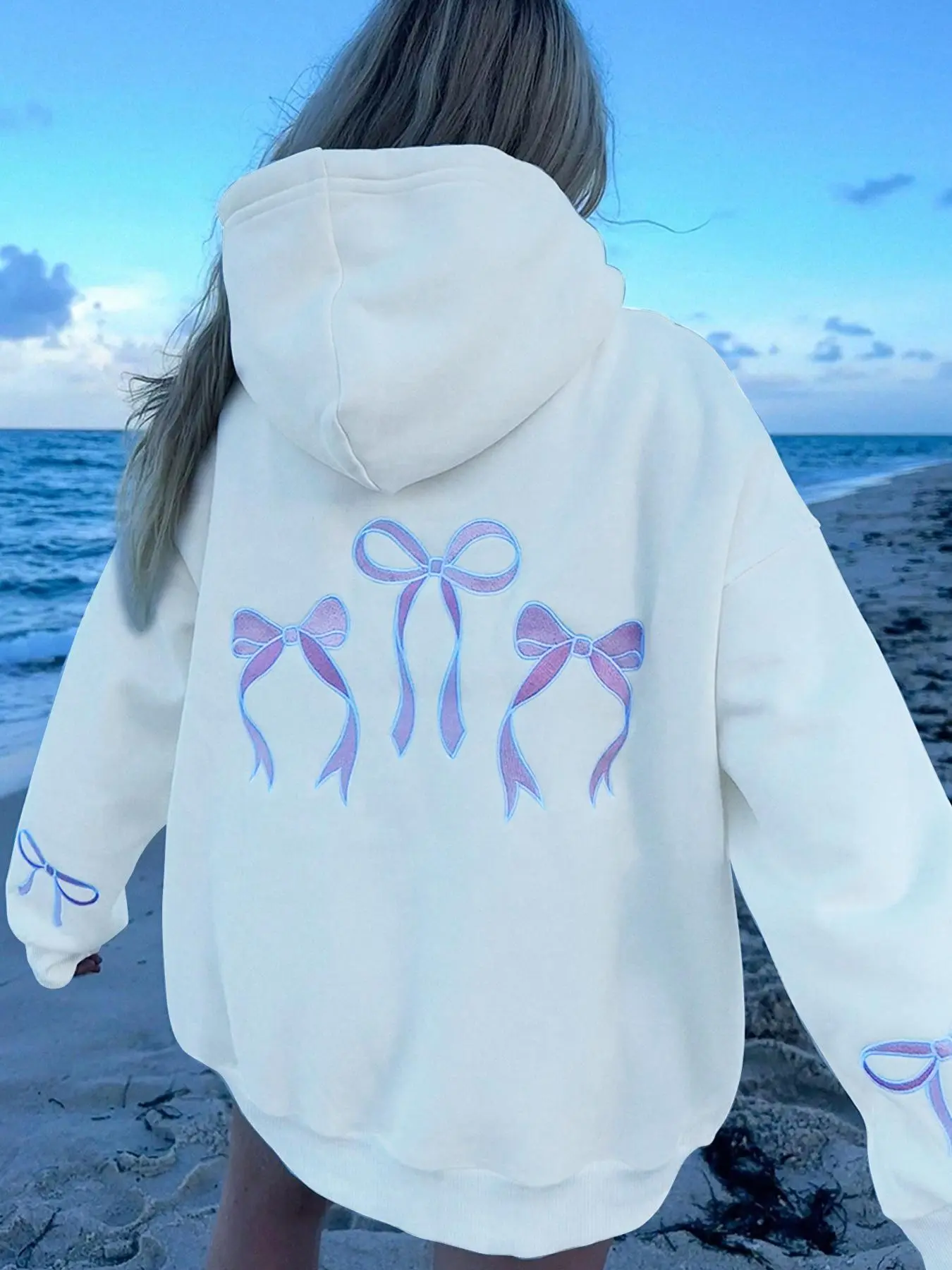 Women's Bow Print Hoodie, Fashion Casual Long Sleeve Hooded Sweatshirt for Daily Holiday Outdoor Wear, Women Clothing for Fall & Winter