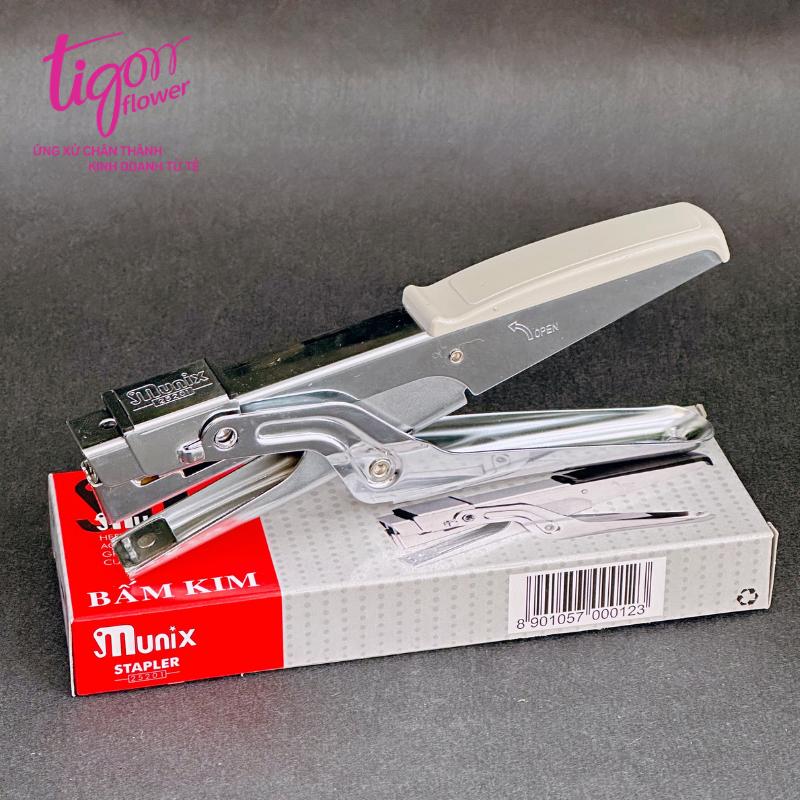   Munix  Máy bấm kim số 10 nhỏ gọn tiện lợi dễ sử dụng - dùng bấm giấy bó hoa bọc hoa đi giao dùng trong văn phòng 