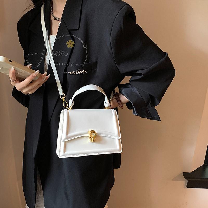 TAS SELEMPANG WANITA KOREAN STYLE SLING BAG TAS PEREMPUAN MODEL SLEMPANG MINIMALIS DAN ELEGAN 2