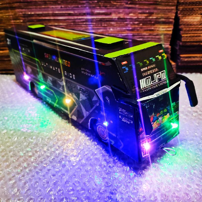 Miniatur Bus Telolet Basuri lampu LED mainan Anak 7
