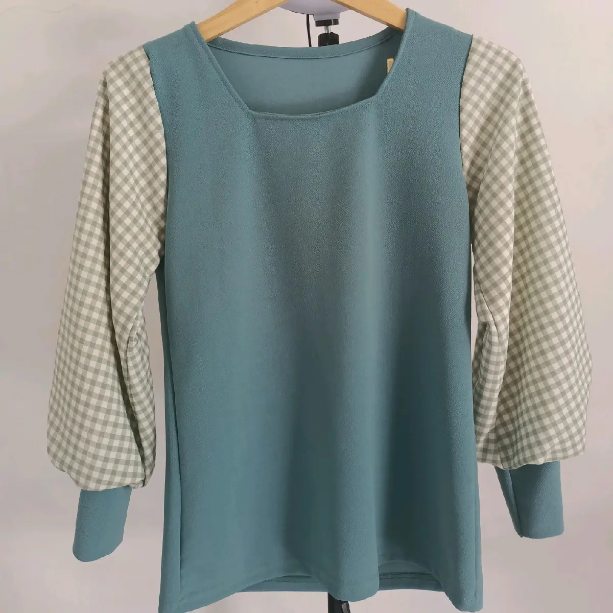 Sweater Lengan panjang kekinian