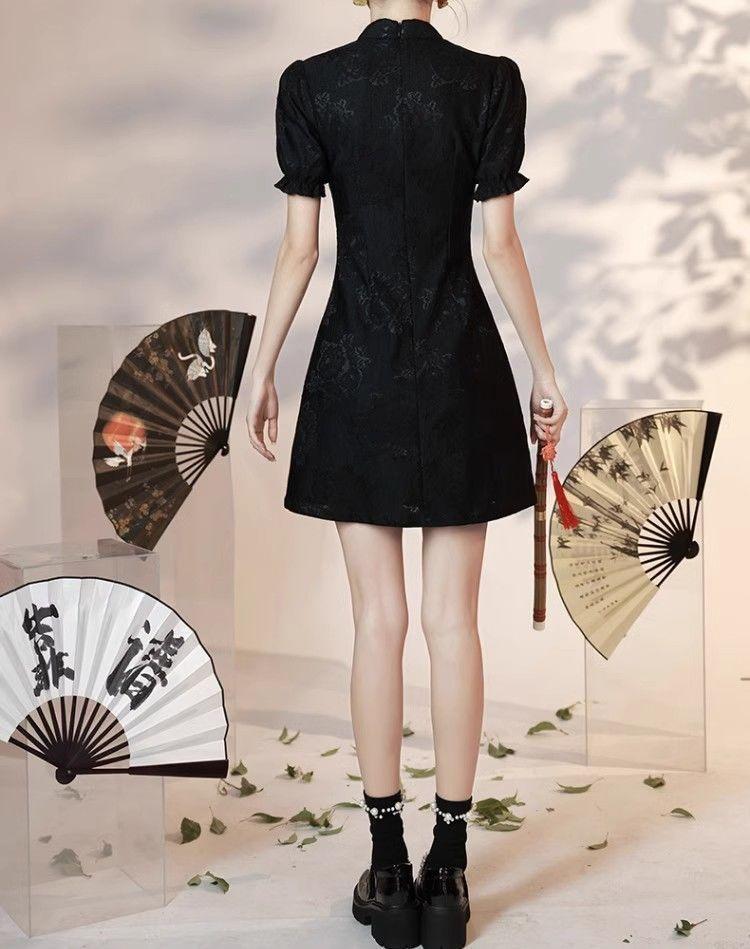 Product Introduction of Black Cheongsam New Summer Improvement Young New Chinese Style Small Girl Dress Lace Short Casual Womenswear 17