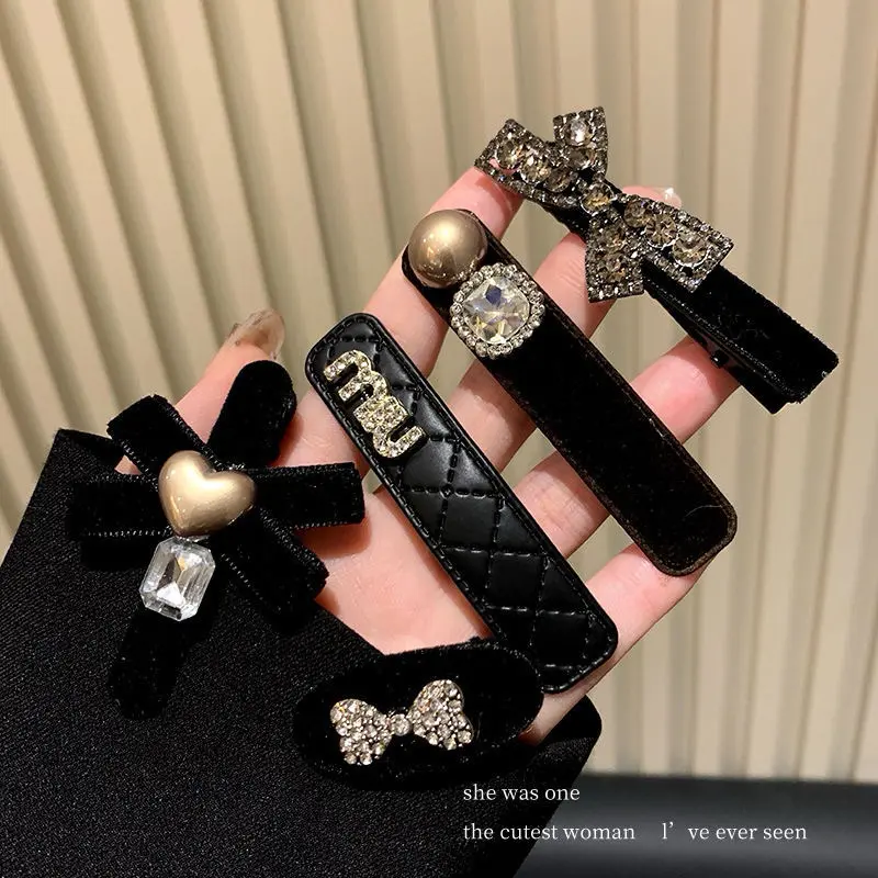 【SALE】 Set 5 kẹp tóc nhung Đen & Đỏ đính nơ đá sang chảnh cho các tỷ tỷ Nữ 5