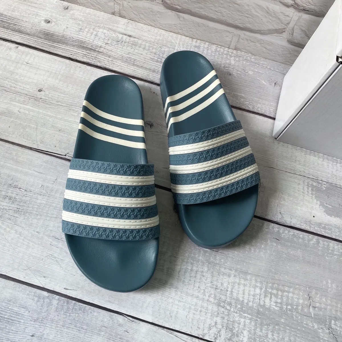 Dép Nam Quai Ngang 3 Sọc Hottrend Đủ SIZE Slipper Đế Bằng DéP Dép Lê đẹp