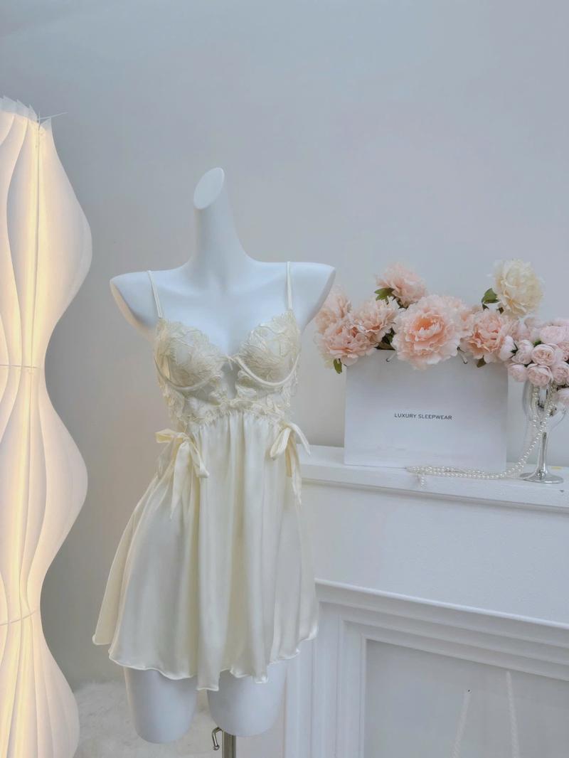 Product Introduction of V158 Váy Ngủ Lụa Hoa Dáng Ngắn Tiểu Thư Đầm Ngủ QCCC Kèm Quần ( Váy Lẻ Ko Kèm Choàng) 9
