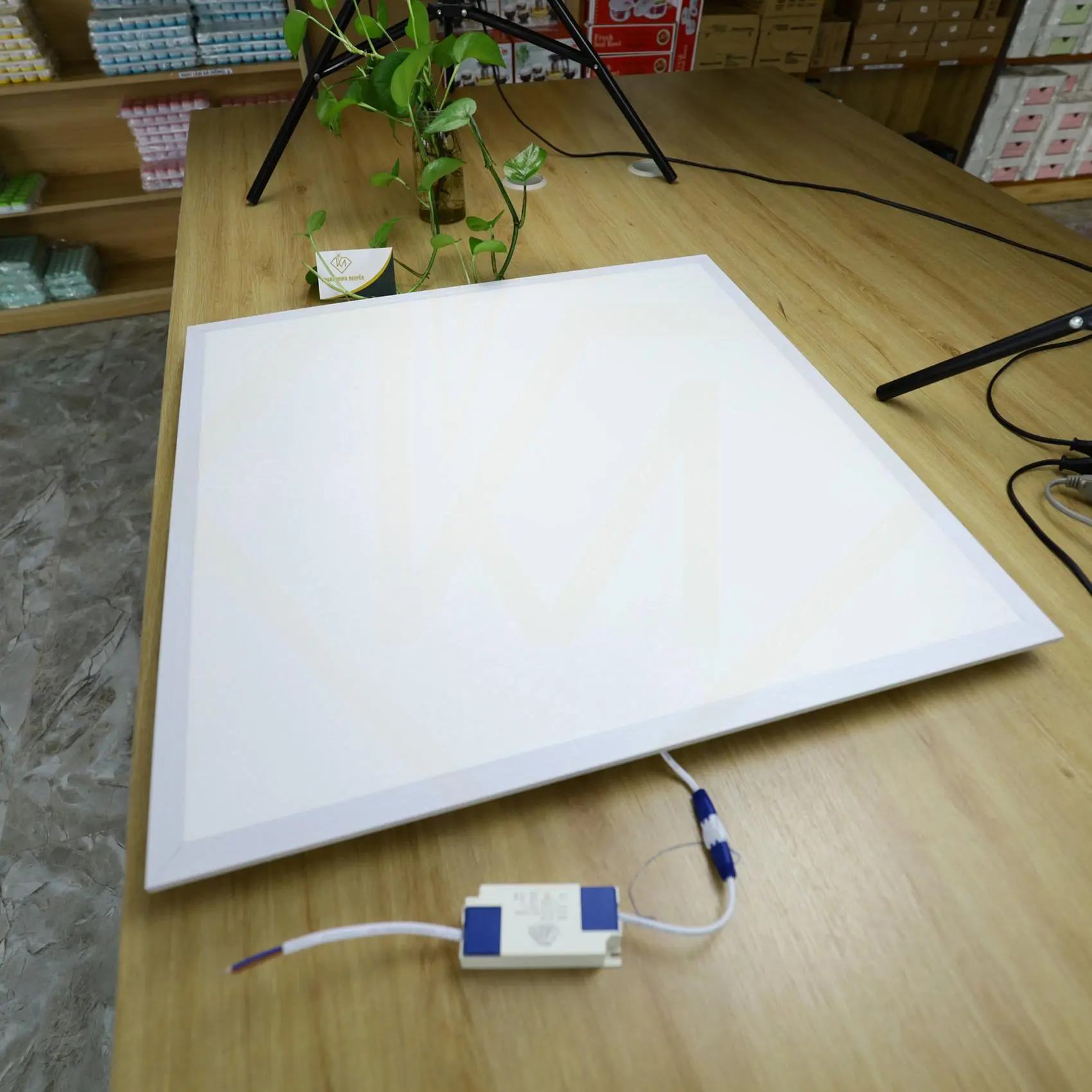 [Combo 2 cái] Đèn LED panel âm trần siêu mỏng gắn thạch cao 600 x 600 công suất 60W, ánh sáng trắng 6500K
