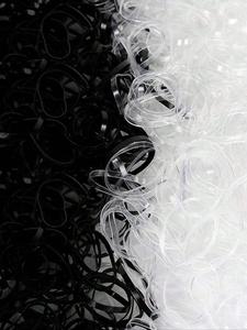 600 Mini Ligas Elásticas para Cabello de Adulto, Bandas de Goma Duraderas para Trenzar y Peinados de Boda, Perfectas para el Gimnasio y Uso Diario