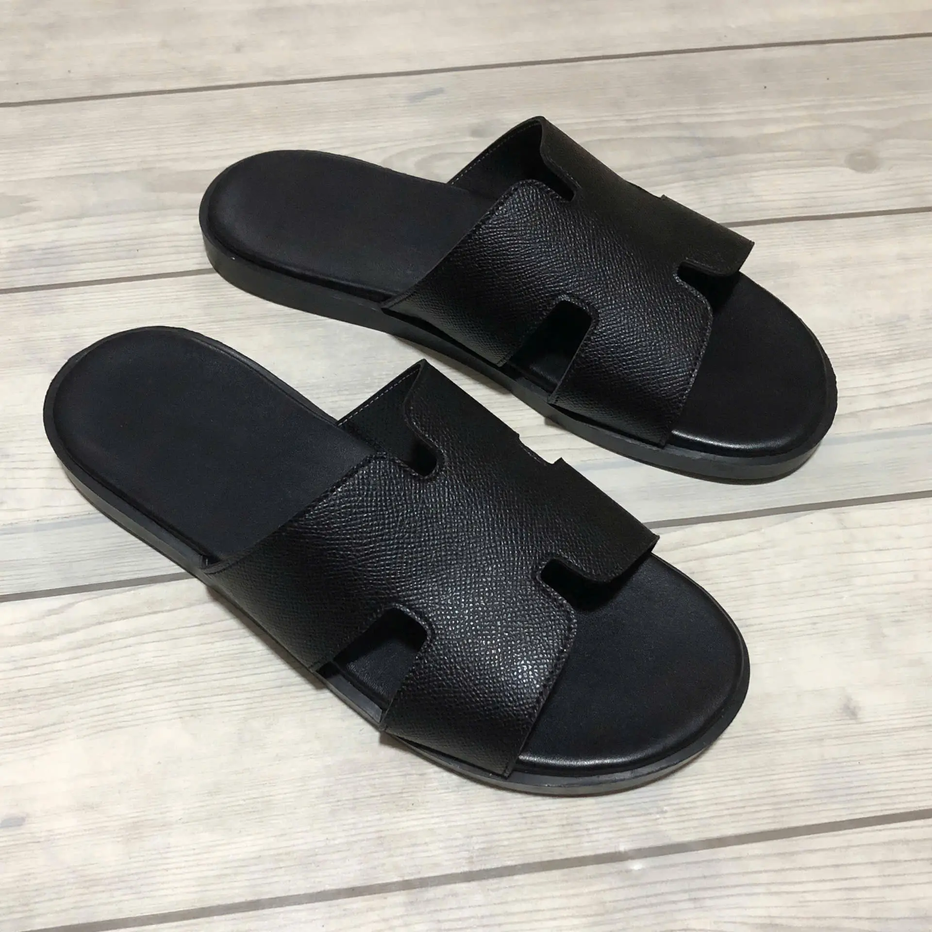 quai ngang nam nữ size 36-44 màu đen đế đen mặt đen dép hơmec dep hammer Sandal Cao Su DéP Caro Jean