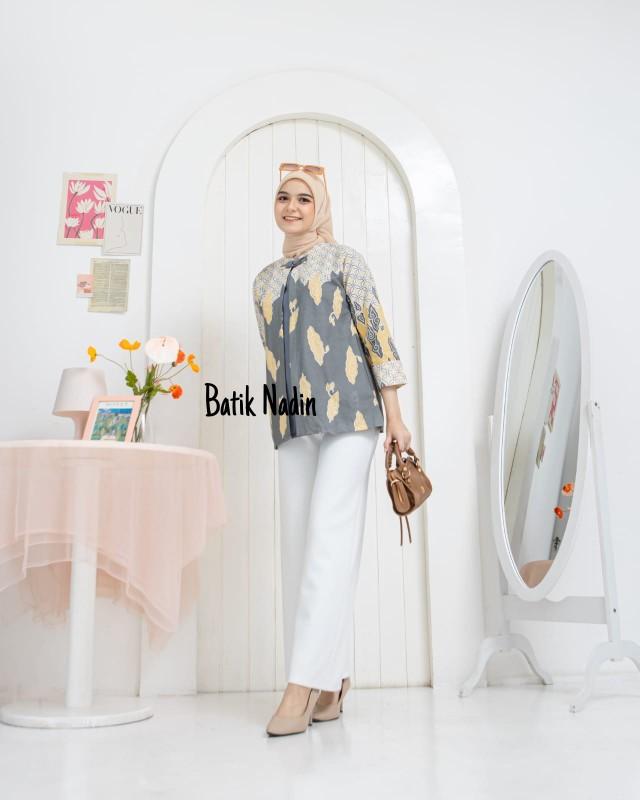 Product Introduction of Blouse Mega Mendung - Baju Batik Wanita Kerja Blouse Motif Mega Mendung Warna soft 6