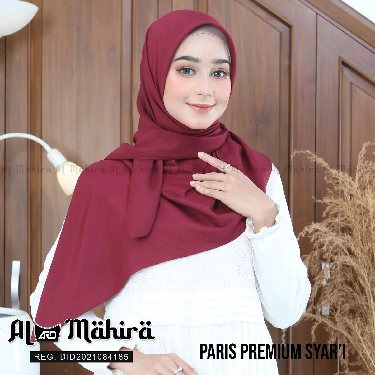 Jilbab Muslim Segiempat Voal Paris Premium Syar'i 120x120cm Katun Segi Nyaman Kerudung Square - Hitam