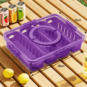 Berbagai jenis wadah penyimpanan makanan dengan saringan dan penutup transparan