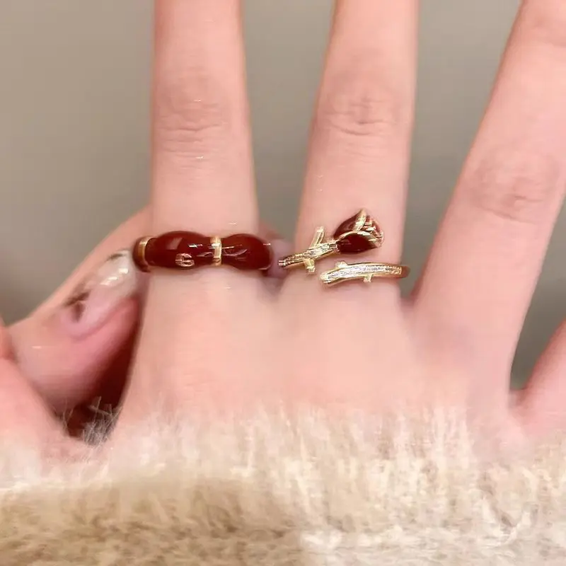 【Sktlz】Wine Red Rose Zircon Ring Wanita Buka Indeks Cincin Finger Temperature Adjustable Ring 4