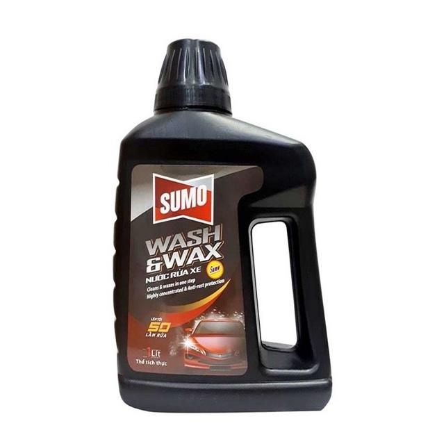 Nước rửa xe xà bông Sumo WASH & WAX rửa và dưỡng bóng cho xe .