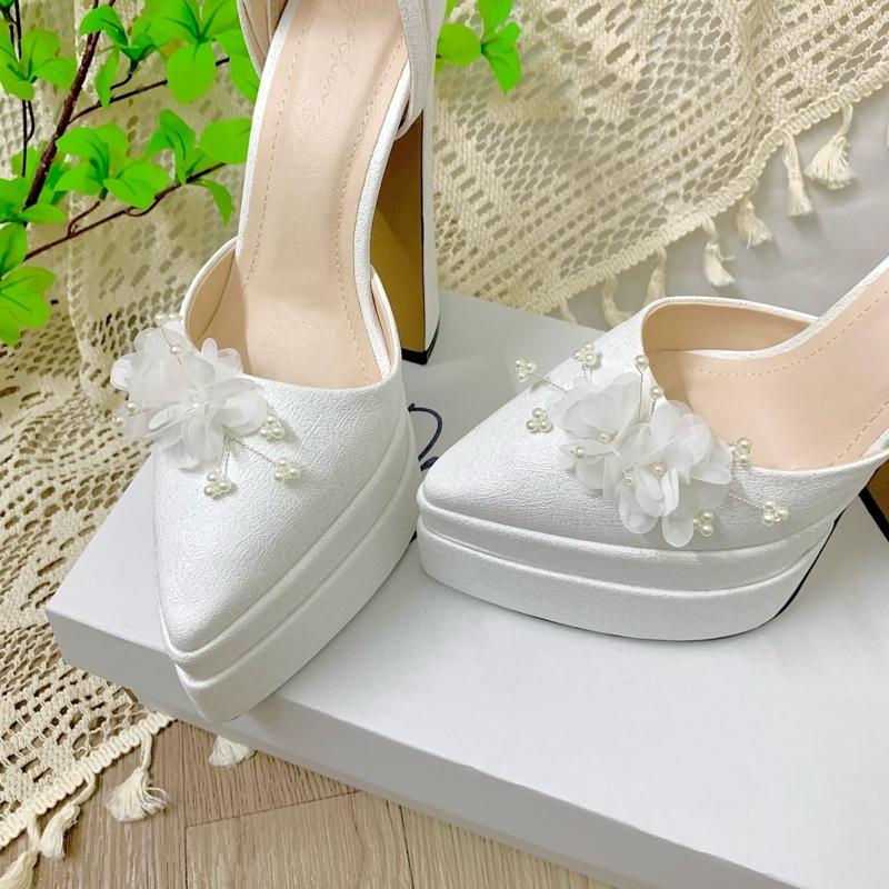 Degoshin bridal shoes - Giày cao gót, giày cưới 15p thiết kế đính Hoa Tú Cầu tôn dáng sang trọng 2