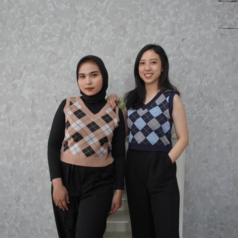 Product Introduction of Vest ROSE -  Rompi Rajut Pori Wajik  Atasan Wanita Crop Motif Panjang Top Outer Hitam 23