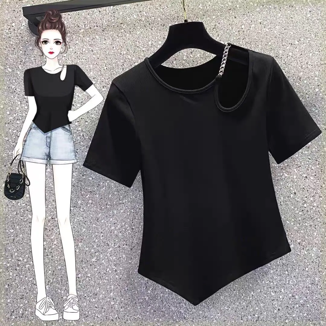 Áo croptop tay ngắn khoét vai phối xích A3212