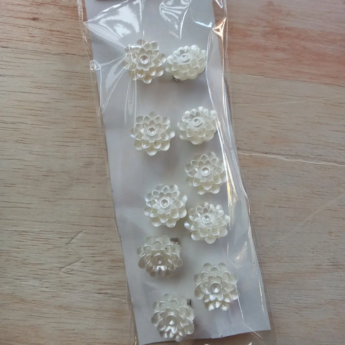 BROS DAGU BUNGA TERATAI BROS DADA ISI 10 PCS