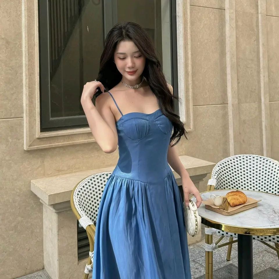 Đầm thiết kế 2 dây cúp ngực