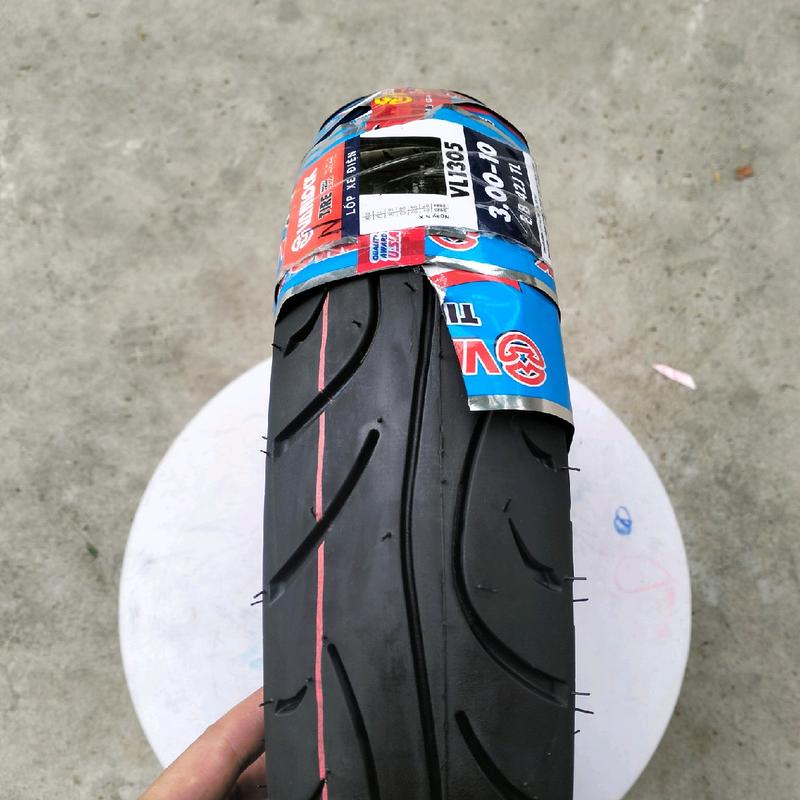 Lốp xe điện chính hãng vanlok có cỡ lốp 90/90-12,300-10 3