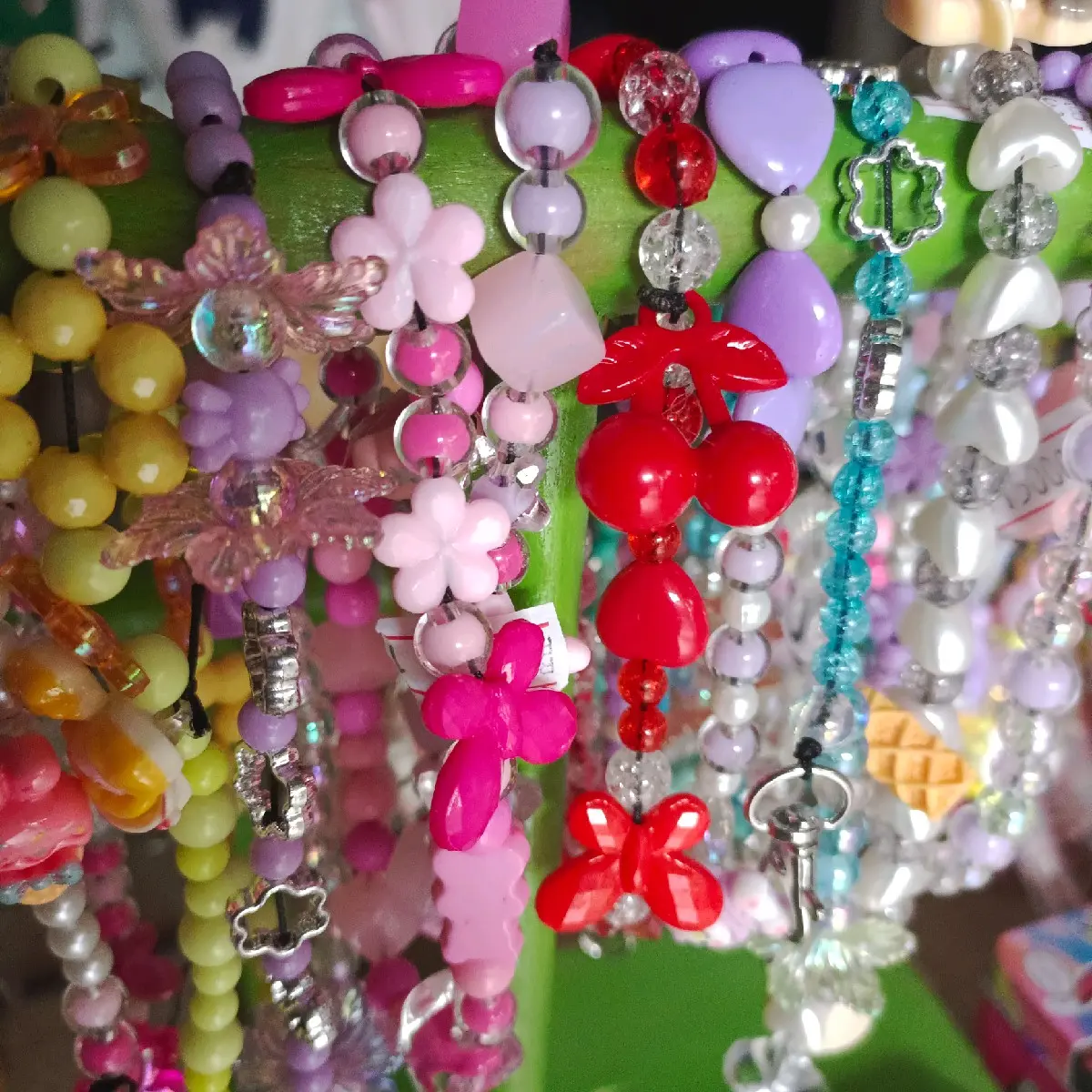 GANTUNGAN KUNCI, GANTUNGAN HP, GANTUNGANTAS, KEYCHAIN, KEY, GANTUNGAN MURAH, GANTUNGAN GROSIR, GANTUNGAN SOUVENIR. GANTUNGAN