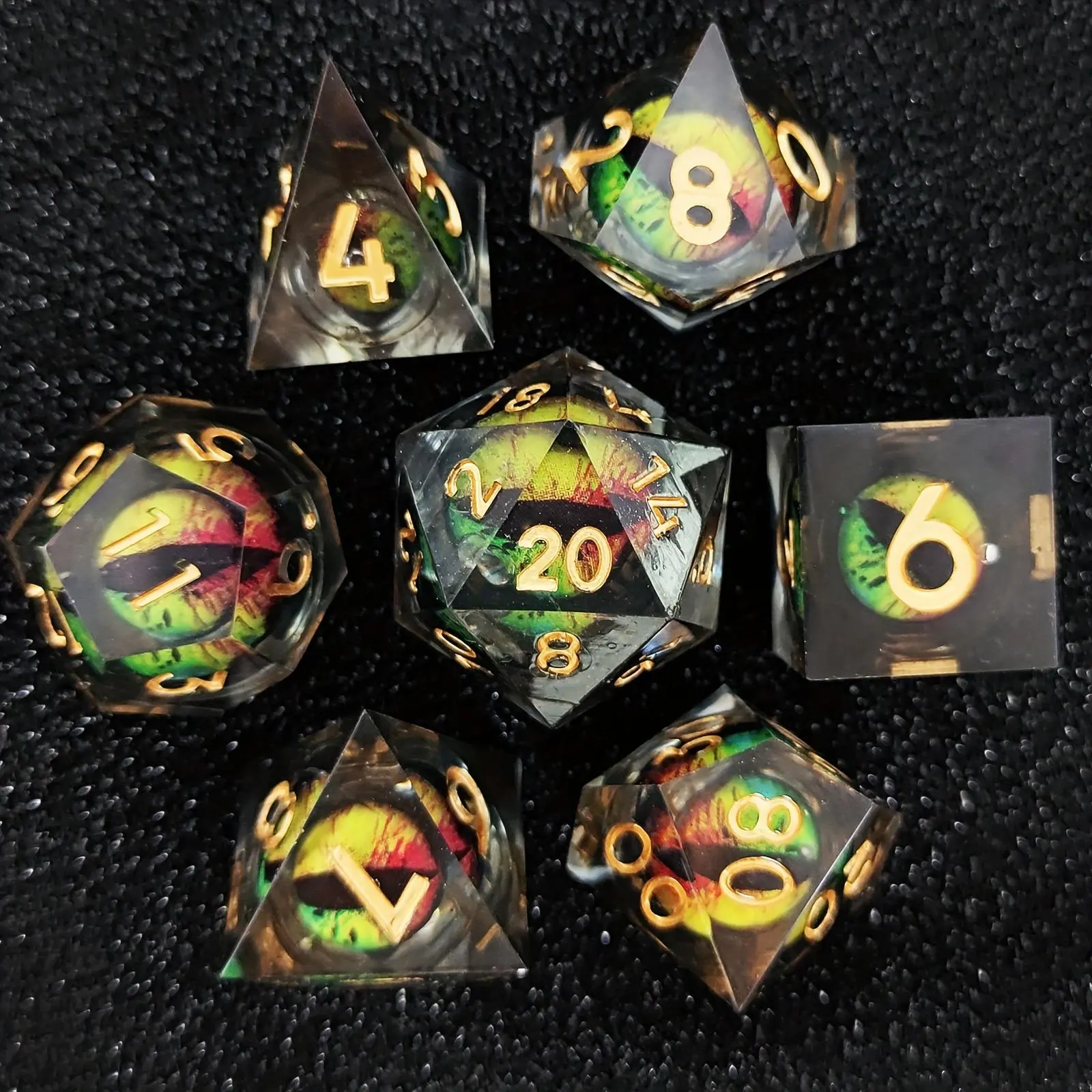 Liquid Core Dragon Eye DnD Resin Dice Set, 7 Counts/set DnD Dice for D&D Gifts and Fantasy Gaming, Creative Birthday and Holiday Gift Options