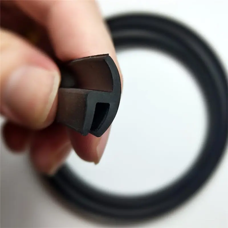 2M Seal Strip Karet Untuk Bawah Panel Windshield Mobil / Karet Pelindung Kaca Depan Car 3