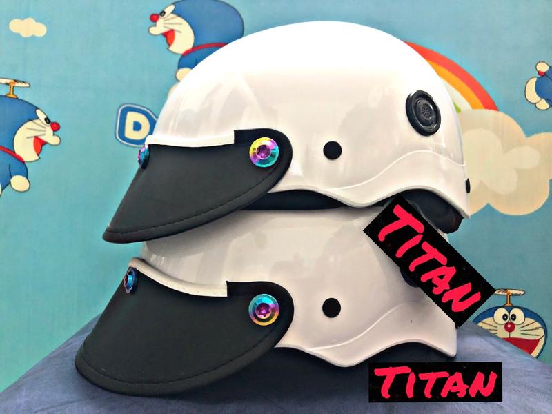 Nón Bảo Hiểm Thời Trang Cao Cấp - Sơn Nhiều Màu - Phủ NaNo - Gắn 3 Ốc TiTan Gr5 Siêu Chất mũtitan