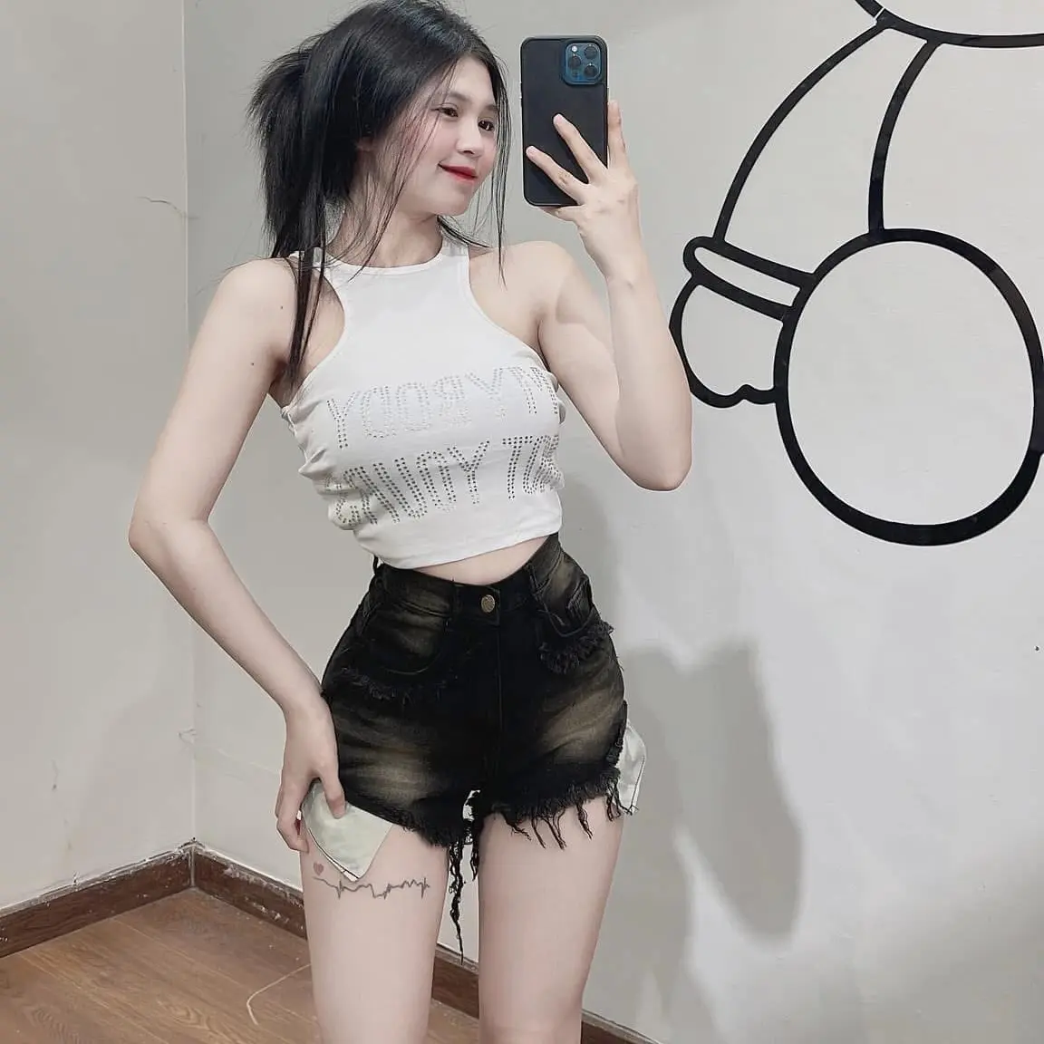 Quần short jean nữ lưng cạp cao màu lạ, jean cotton không có giãn Women Pants Nữ quân shortnữ rin