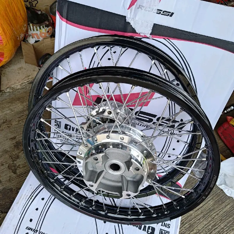 Velg jari jari pcx 150 160 new atau old ring 17 140 140 hitam gloss 1