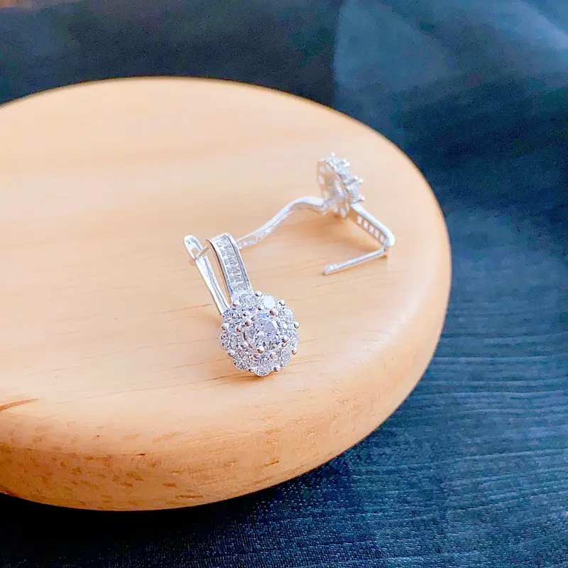 Bông tai Bạc kiểu bật Hình hoa viền 9 viên đá nhỏ chui đính đá dài - GSJ - E3109401 0