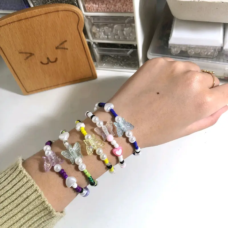 New Jeans bracelet 0
